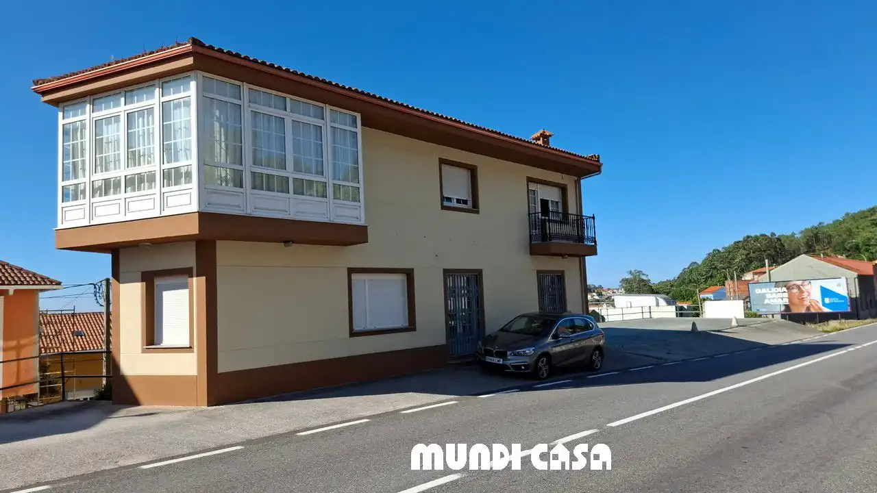 Exterior view of Houses for sale in A Pobra do Caramiñal  with Heating, Terrace and Storage room