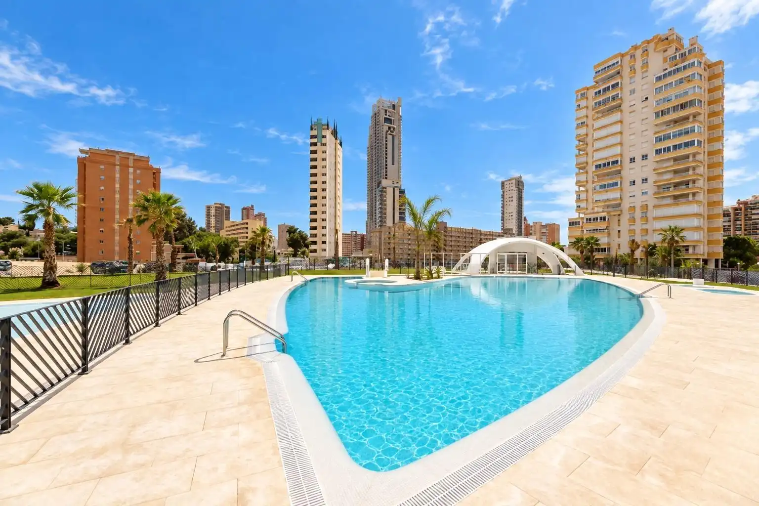 Apartment with pool for sale in Playa de Poniente, imagen 21