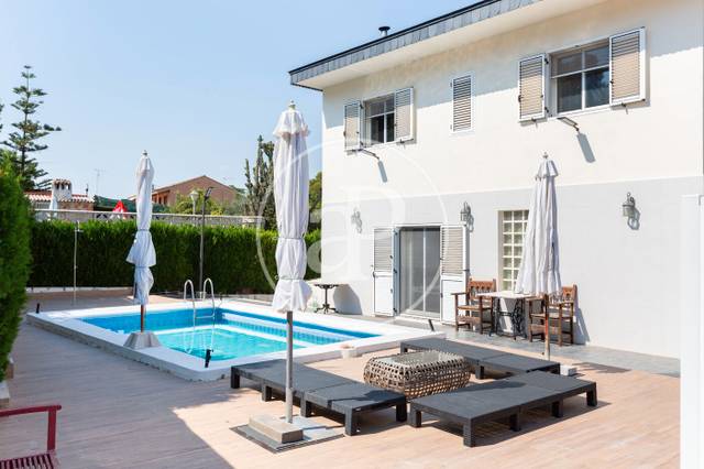 Casa-chalet en Venta en Sierra Perenchiza - Cumbres de Calicanto - Sto Domingo