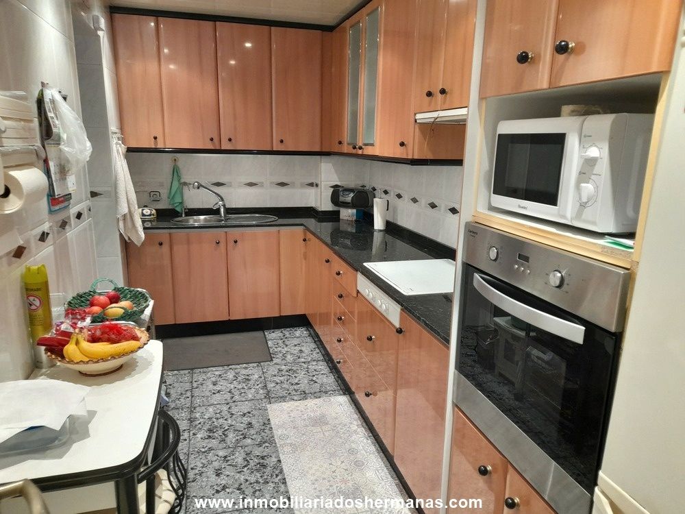 Kitchen of Flat for sale in El Prat de Llobregat  with Air Conditioner, Heating and Balcony