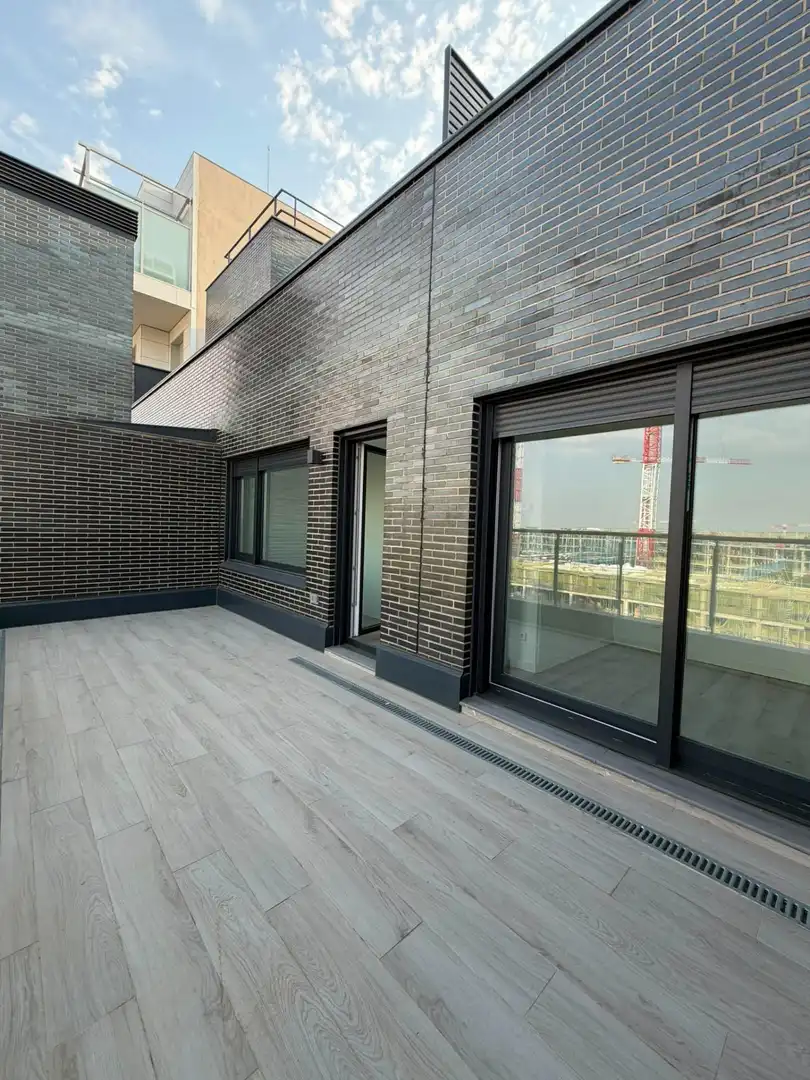 Terrace of Flat for rent in Madrid  with Heating, Terrace and Storage room