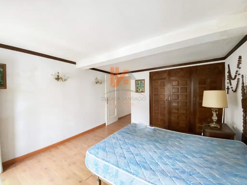 Schlafzimmer von Haus oder Chalet zum Verkauf in Santiago de Compostela  mit Terrasse