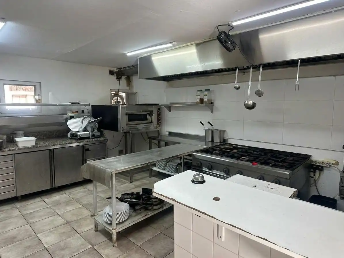 Kitchen of Commercial properties for rent in Magaluf