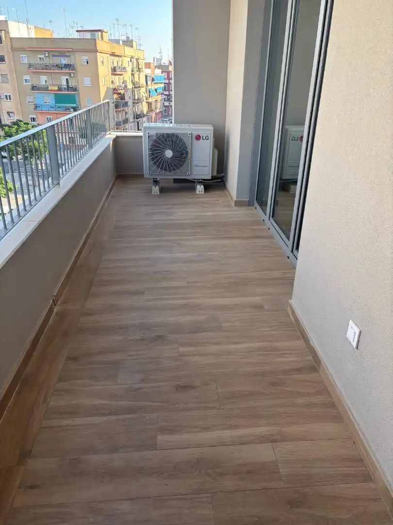 Terraza de Piso de alquiler en Quart de Poblet con Aire acondicionado, Calefacción y Trastero