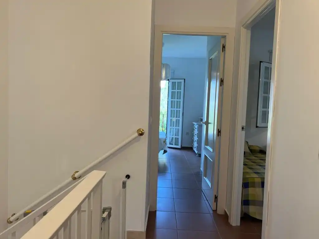 Apartamento de alquiler en Rota con Jardín privado, Terraza y Amueblado