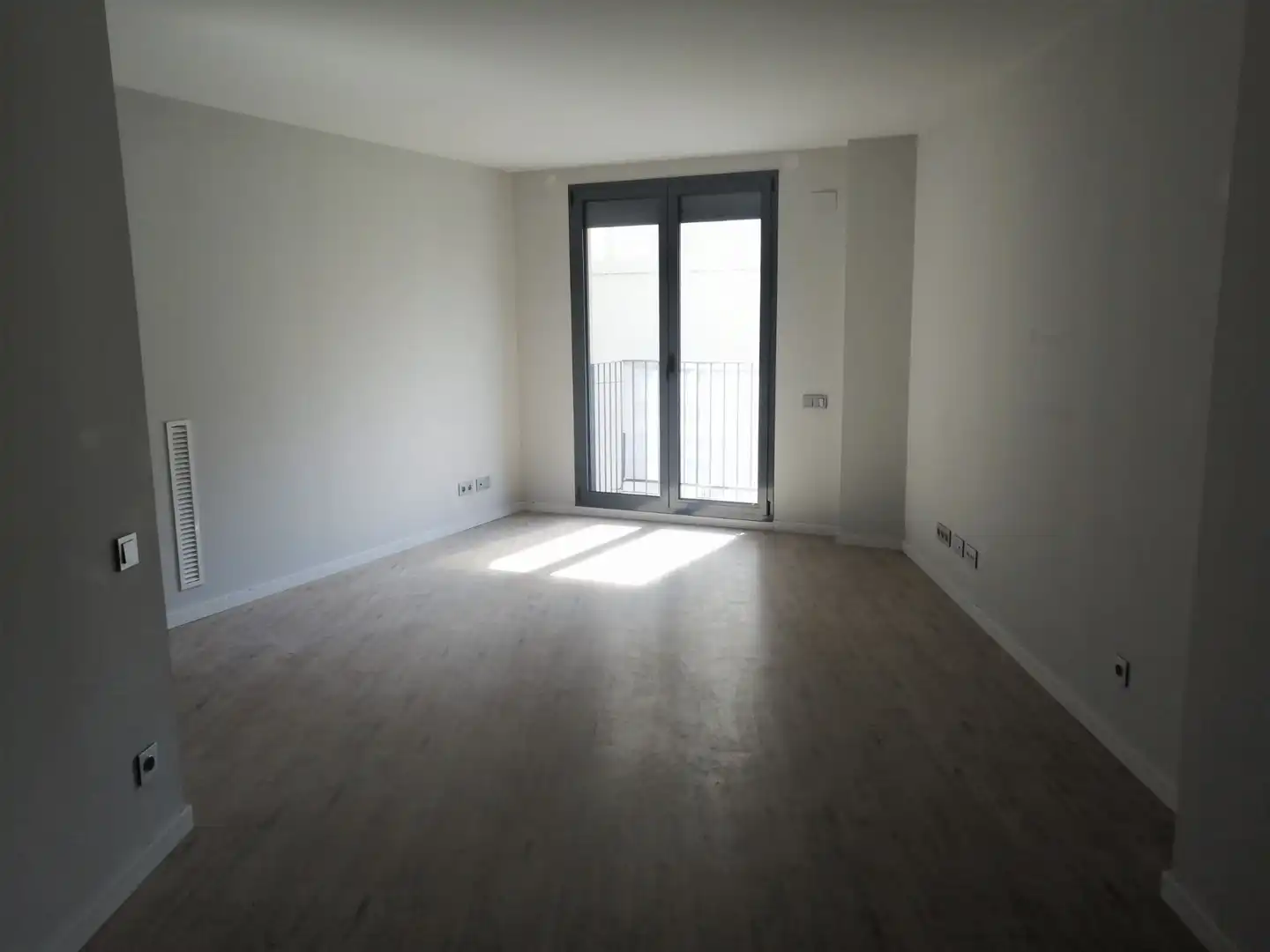 Sala de estar de Piso de alquiler en Martorell con Parquet, Horno y Balcón