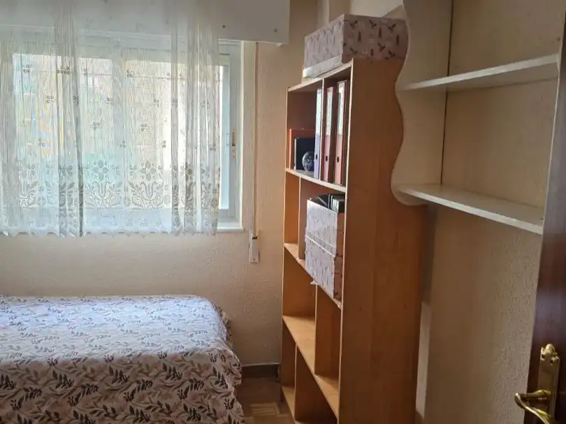 Habitación de Piso en venta en  Madrid Capital
