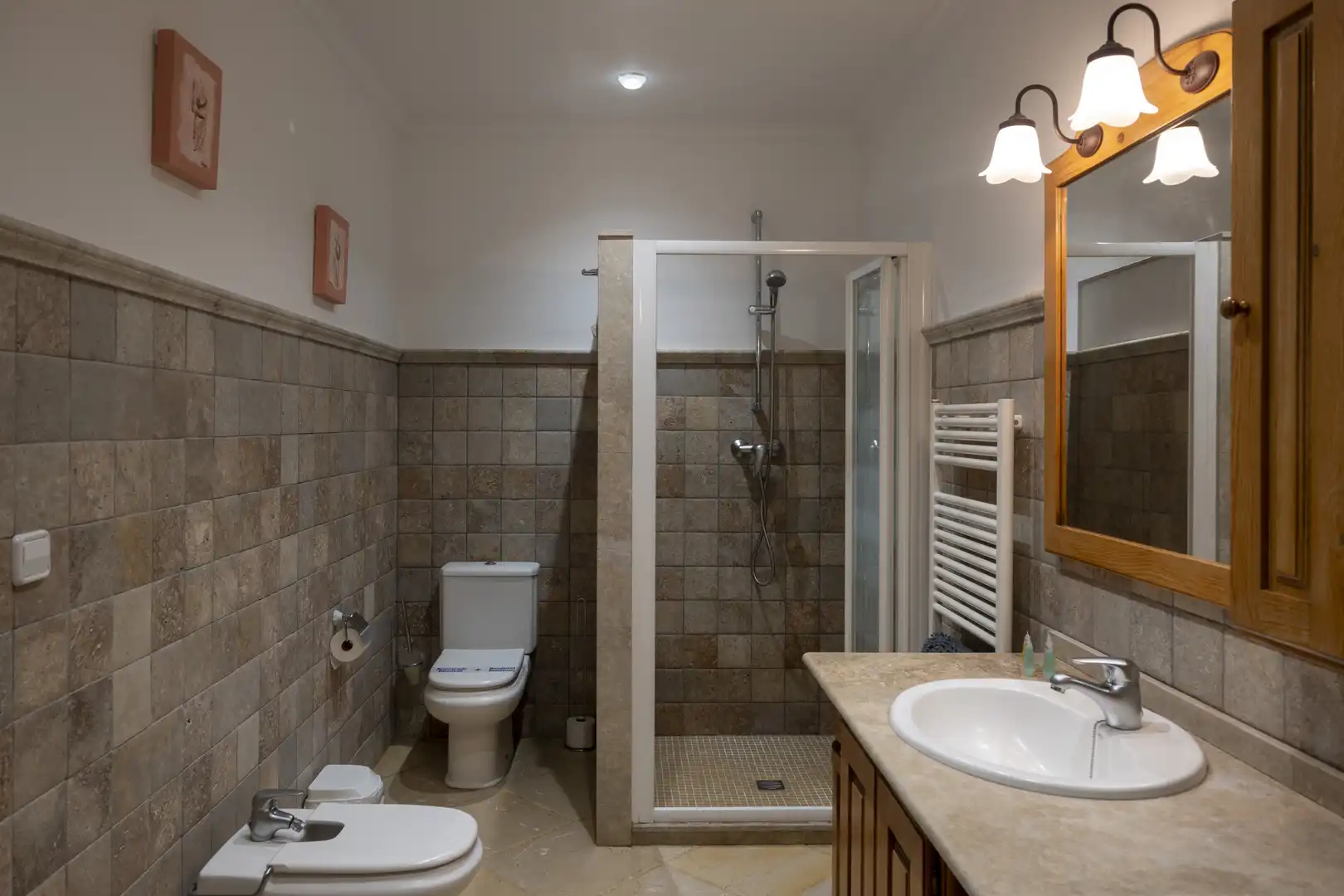 Baño de Casa o chalet en venta en Ruidera con Aire acondicionado, Calefacción y Jardín privado