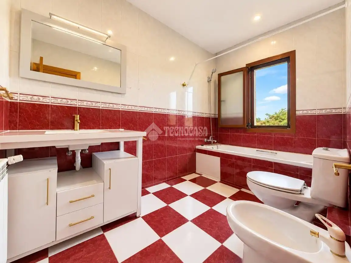 Baño de Casa o chalet en venta en Camarma de Esteruelas, Madrid