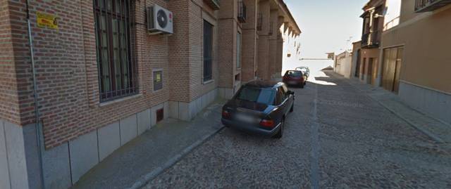 Local comercial en Venta en C/ La Manzana  en Madrigal de las Altas Torres