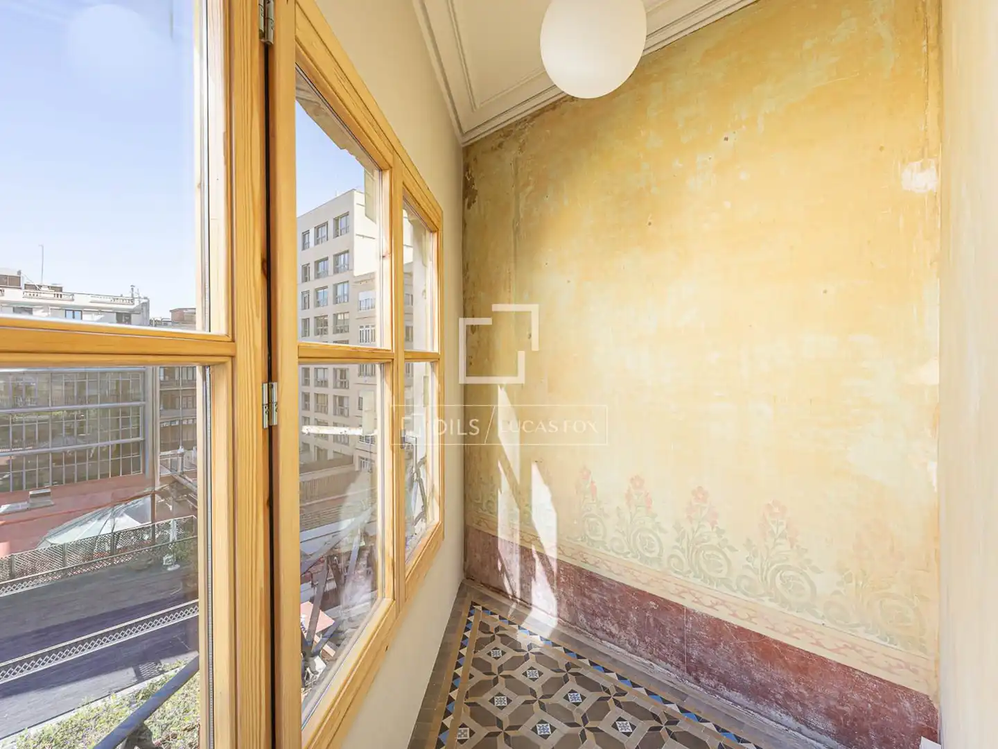 Terrasse von Wohnung zum Verkauf in Barcelona mit Klimaanlage, Heizung und Balkon