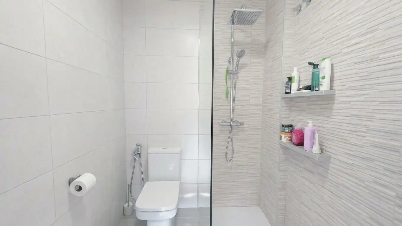 Casa adosada en venta en Rincón de la Victoria, Málaga