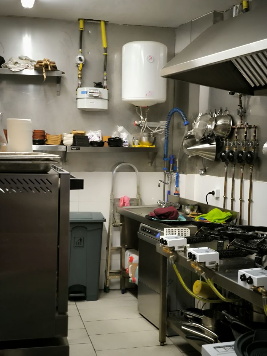 Cocina de Local en traspaso en San Lorenzo de El Escorial con Aire acondicionado