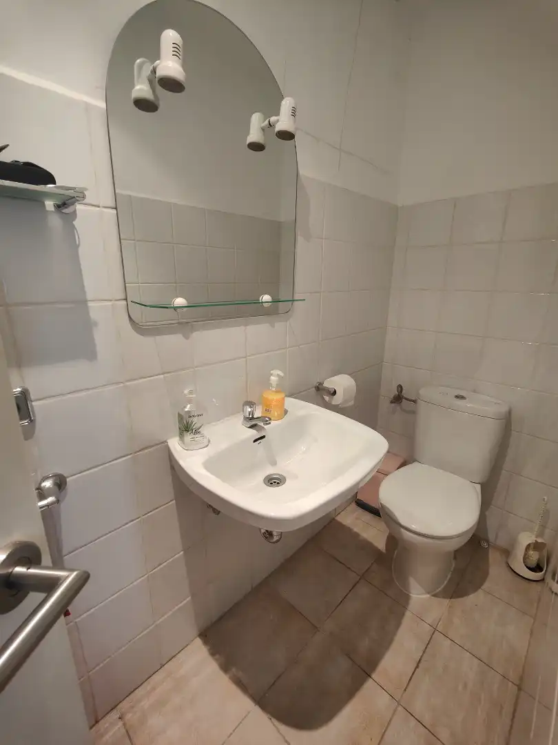Badezimmer von Büro zum Verkauf in  Palma de Mallorca mit Klimaanlage