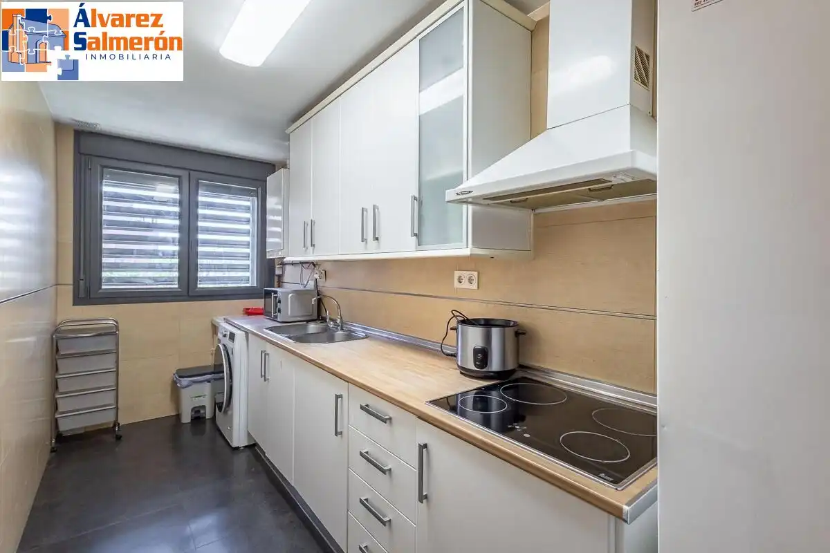 Piso con piscina en venta en Calle EMIR, imagen 7