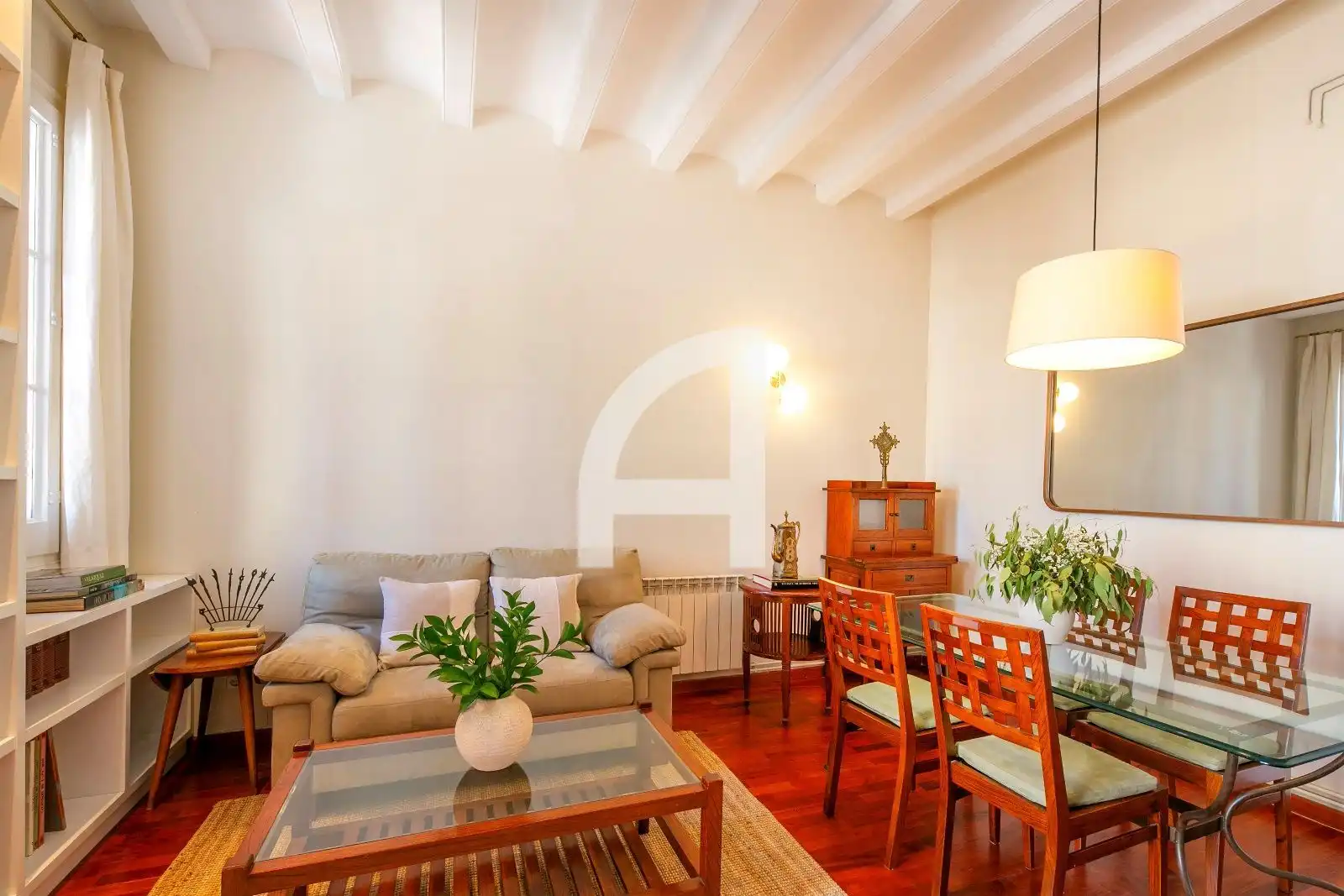 Sala d'estar de Pis en venda en Barcelona amb Aire condicionat, Calefacció i Parquet