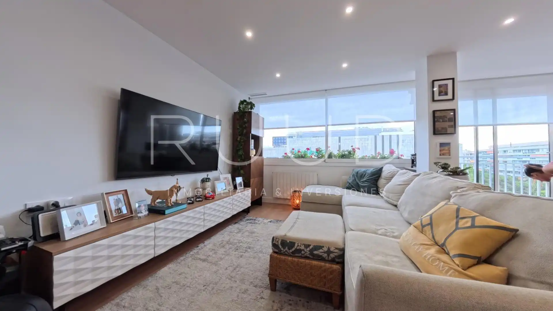 Sala de estar de Piso de alquiler en Barcelona con Aire acondicionado, Calefacción y Parquet