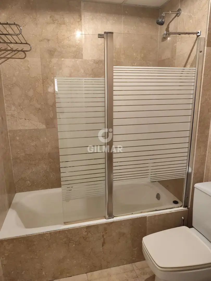 Baño de Apartamento de alquiler en Sevilla con Calefacción y Amueblado