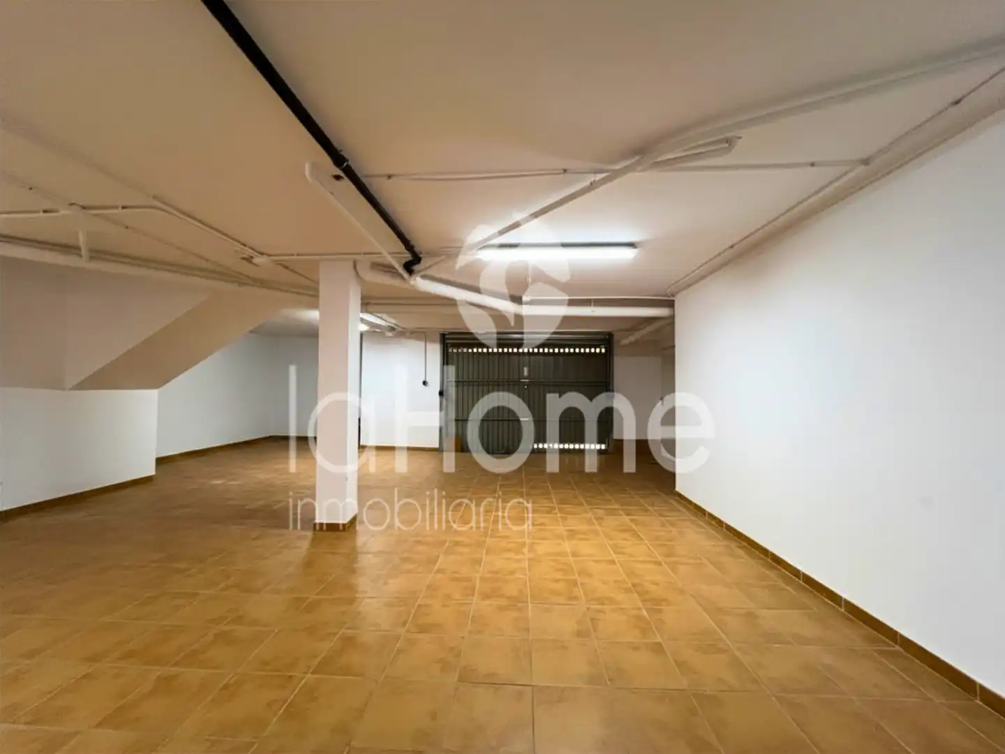 Houses for sale in La Pobla de Vallbona  with Air Conditioner, Parquet flooring and Terrace
