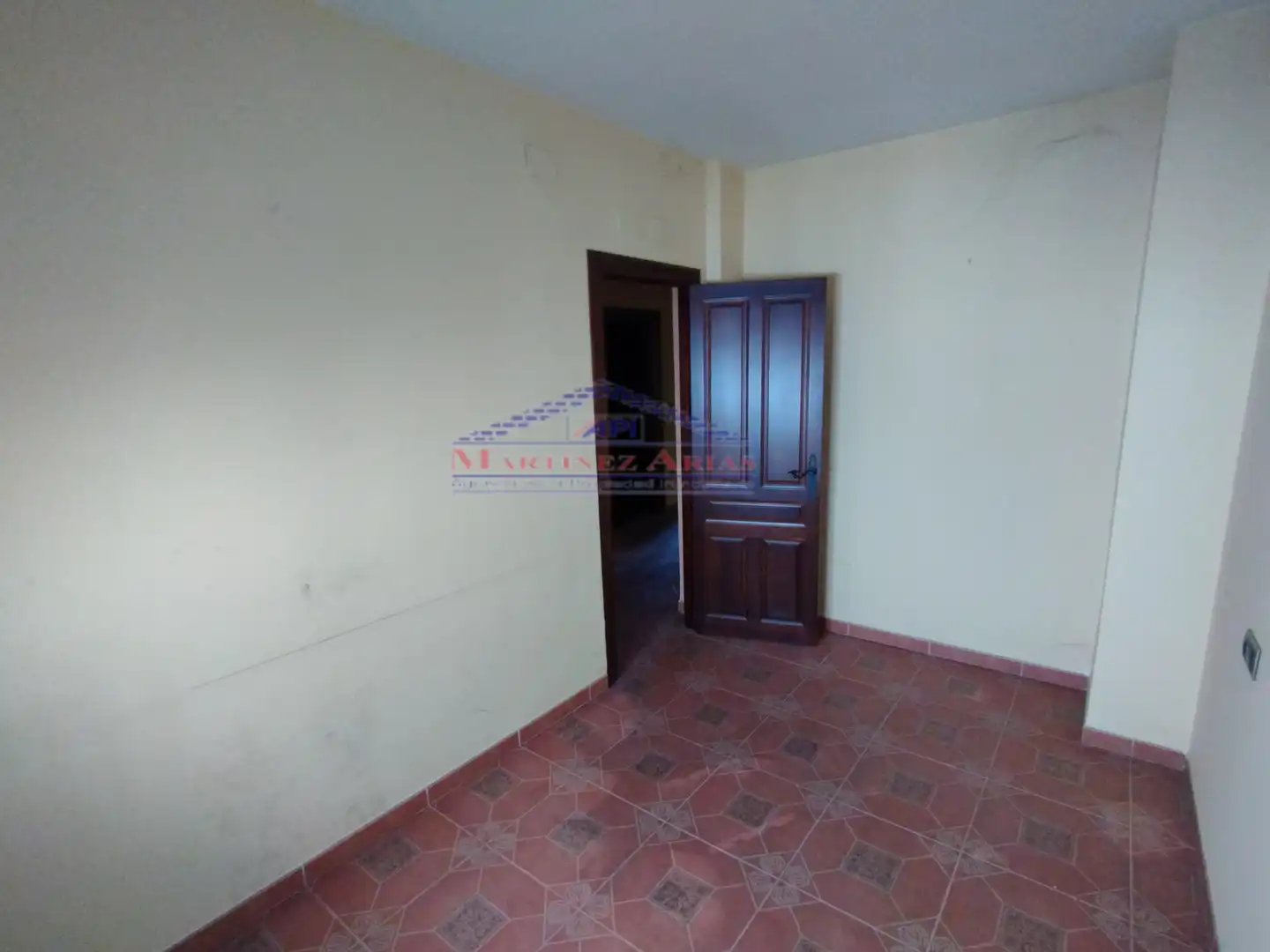 Habitación de Casa adosada en venta en Sabiote con Balcón