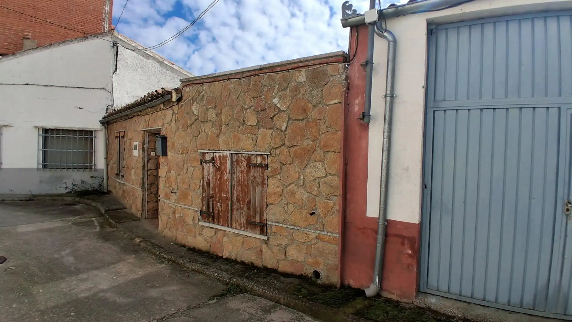 Vista exterior de Casa o xalet en venda en Garcihernández