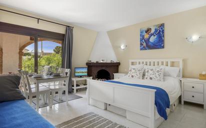 Bedroom of Apartment for sale in Benalmádena  with Air Conditioner, Private garden and Terrace