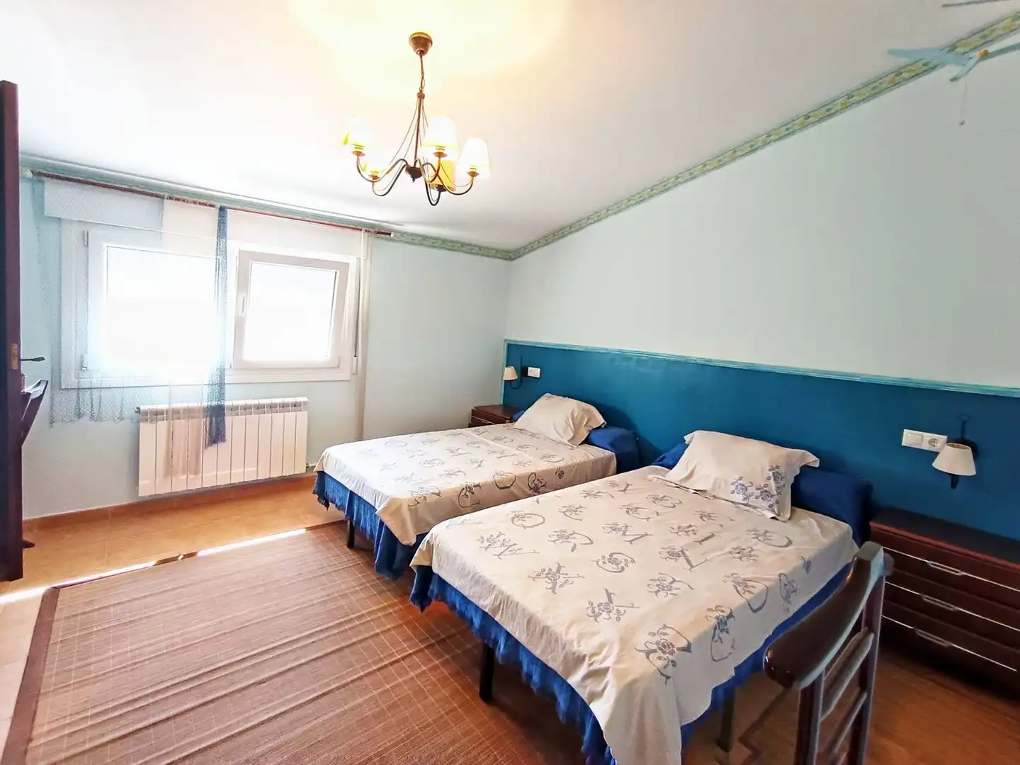 Dormitori de Casa o xalet en venda en Pontevedra Capital  amb Jardí privat, Terrassa i Traster