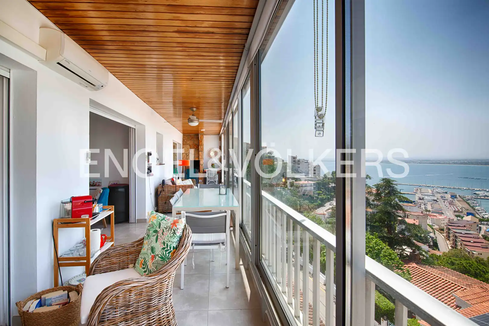 Piso con terraza en venta en Carrer Cant dels Ocells 38, imagen 8