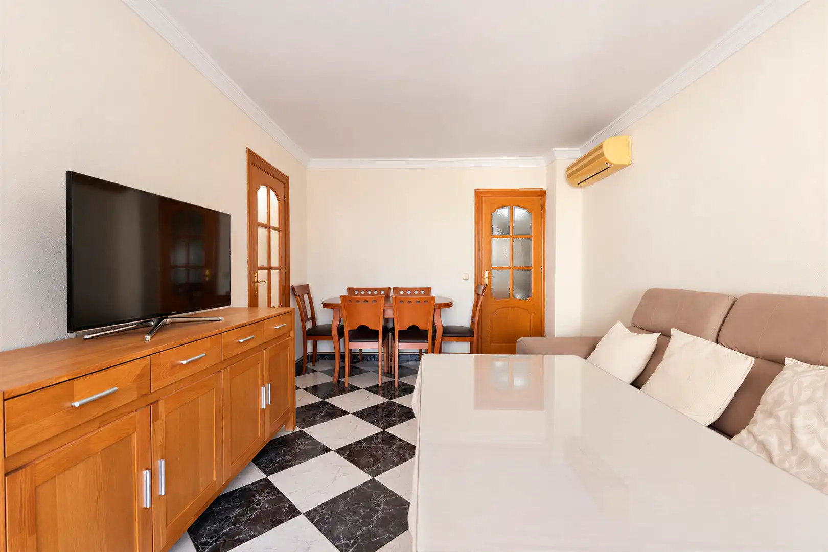 Flat with terrace for sale in Plaza General Anaya 2, imagen 5