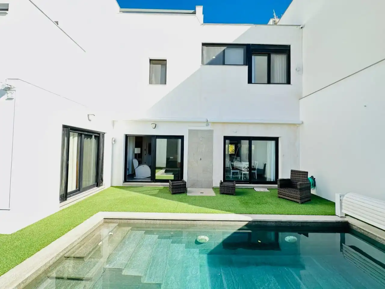 Terraza de Casa o chalet en venta en Nerja con Aire acondicionado, Jardín privado y Trastero