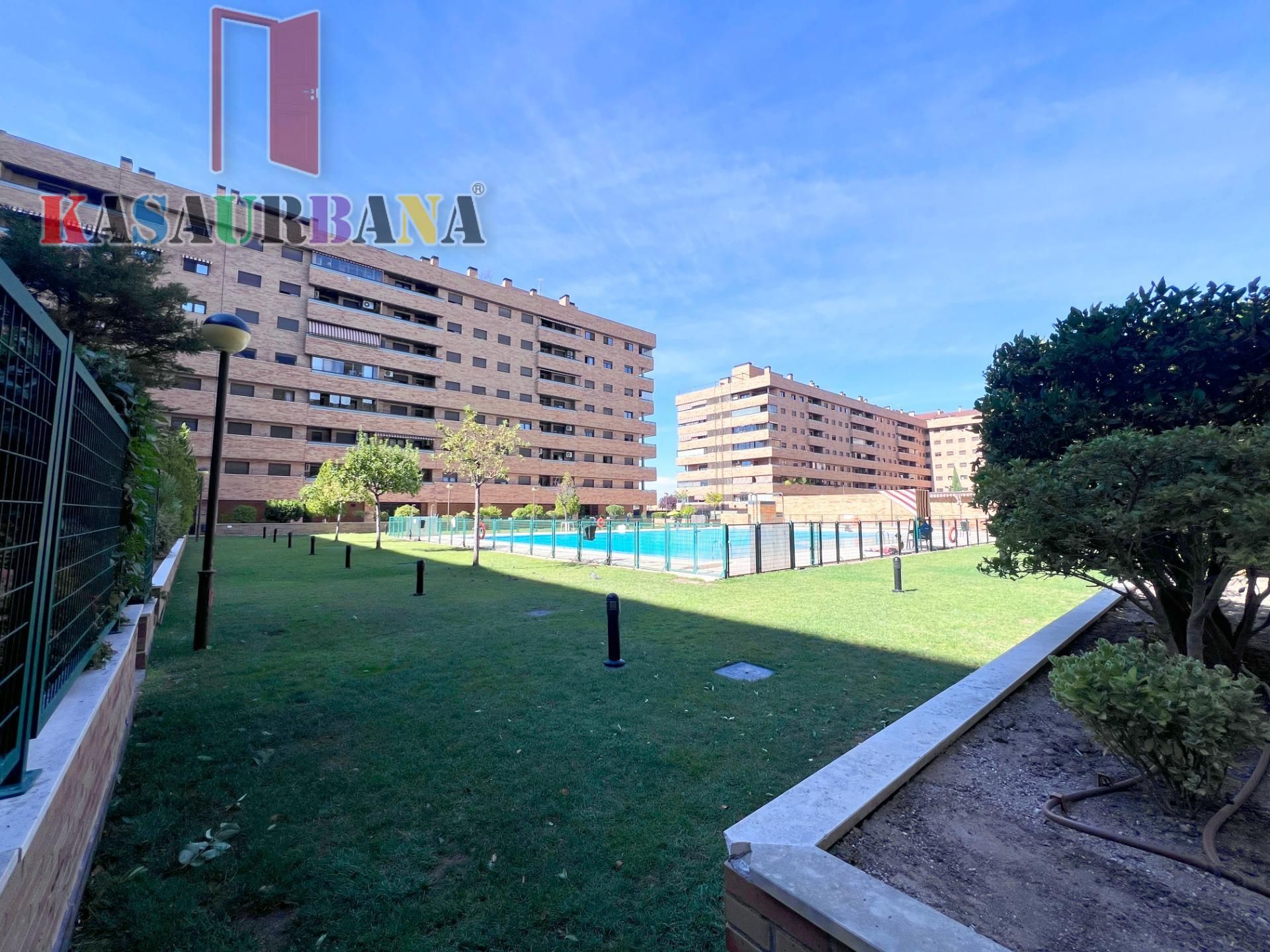 Vista exterior de Pis en venda en Seseña amb Aire condicionat, Calefacció i Terrassa