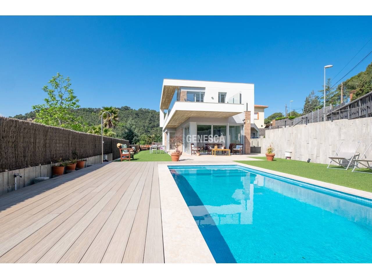 Exterior view of House or chalet for sale in Matadepera  with Air Conditioner, Heating and Private garden