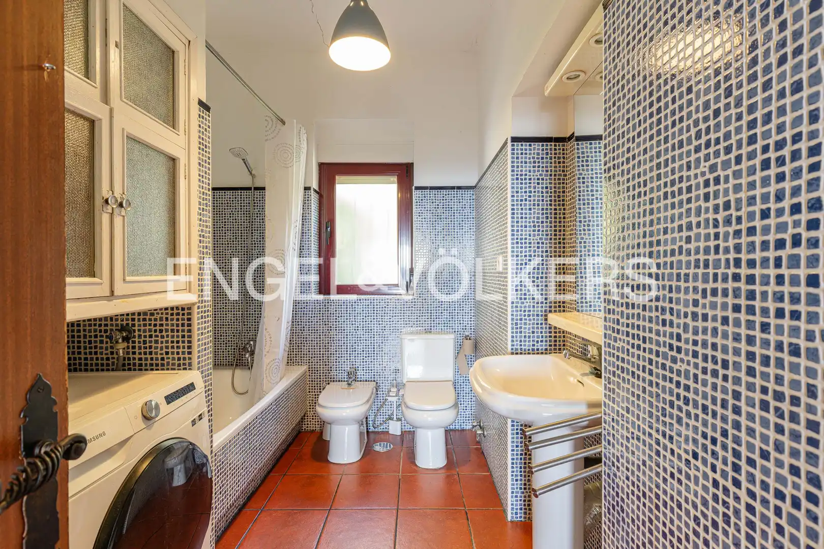 Bathroom of Houses for sale in Hoyo de Manzanares  with Air Conditioner, Heating and Private garden