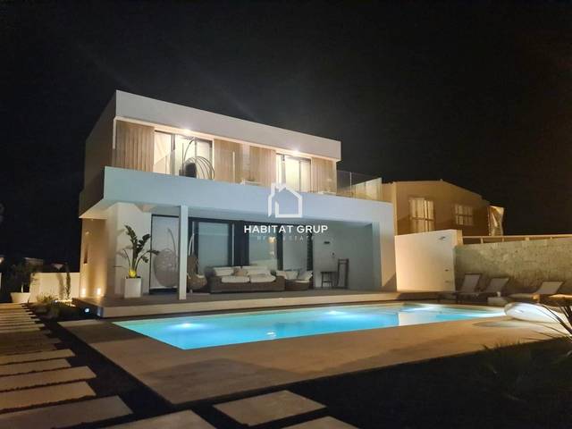 Casa-chalet en Venta en Cala en Blanes