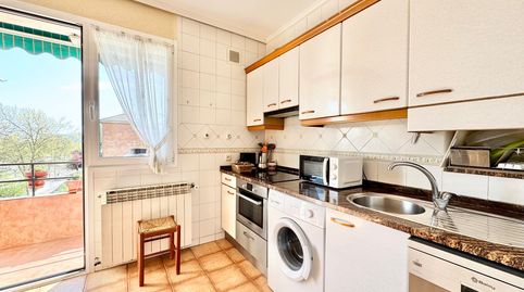 Foto 4 de Piso en venta en Reyes de Navarra Kalea, Zaramaga, Vitoria - Gasteiz
