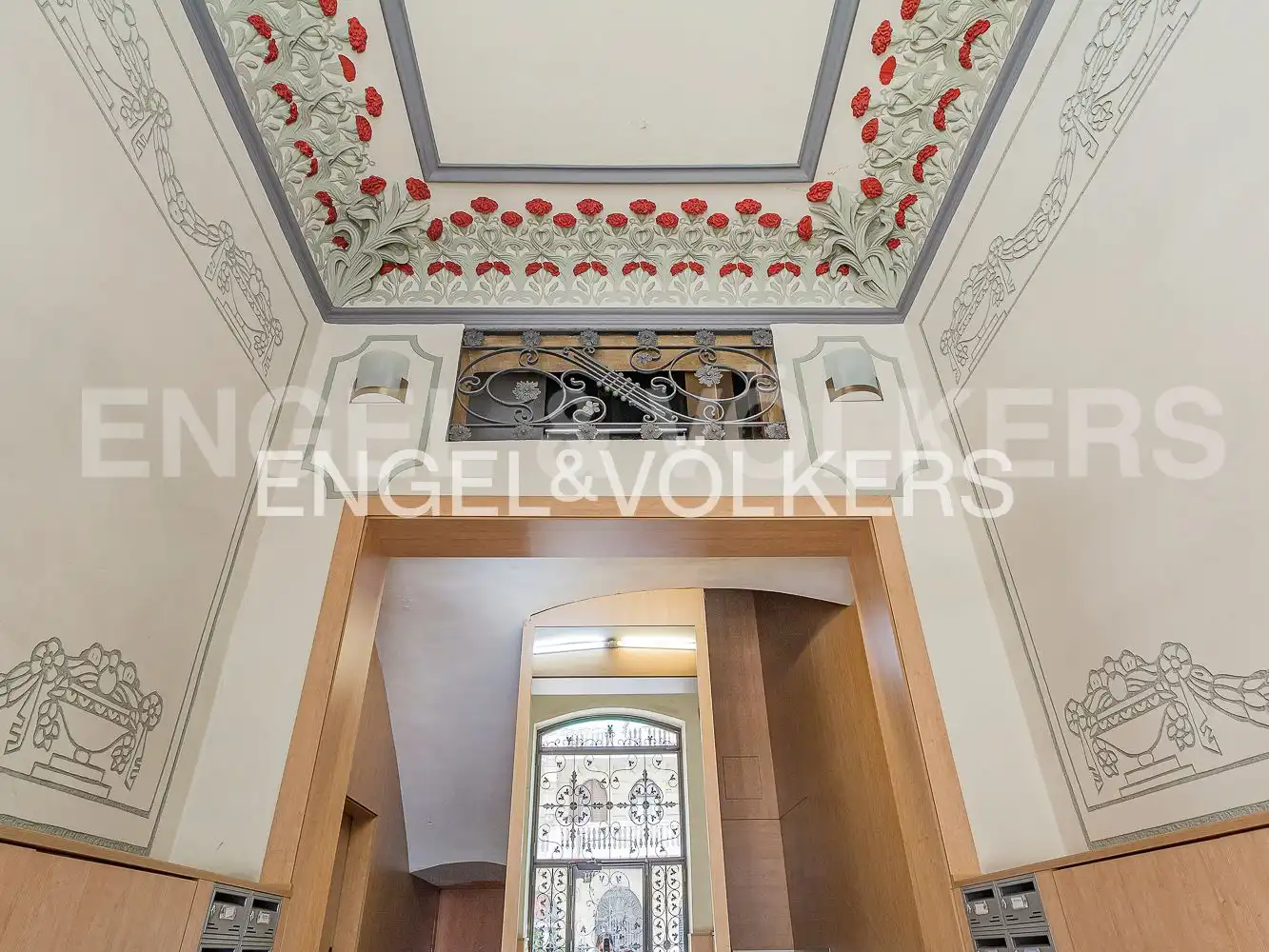 Piso en venta en Barcelona con Calefacción, Parquet y Balcón