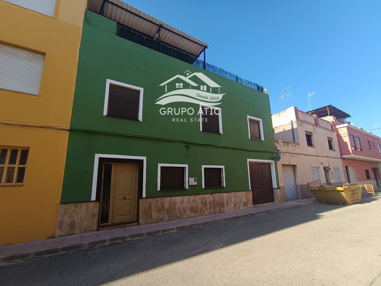 House or chalet for sale in COLON