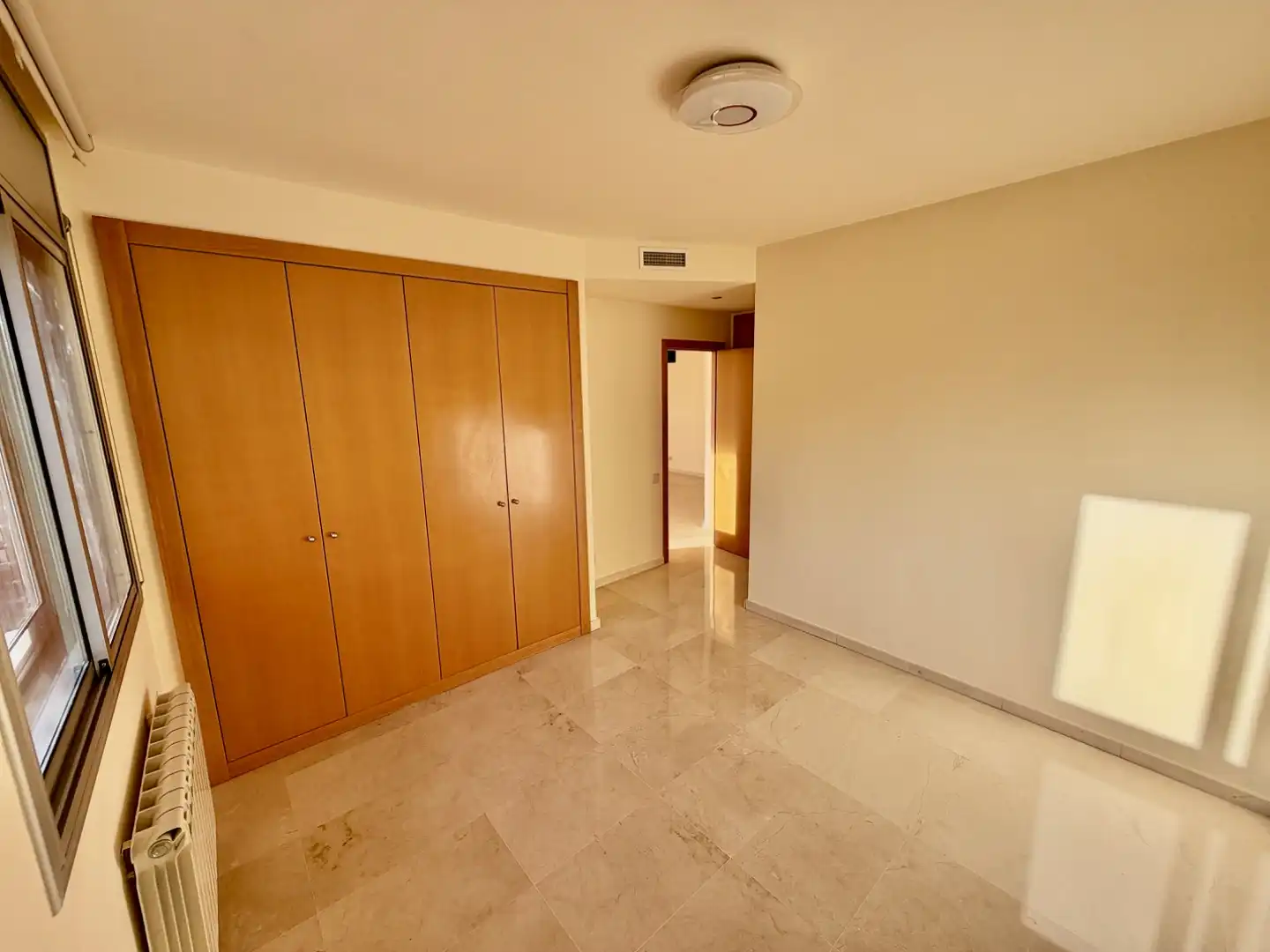 Flat for rent in  Barcelona Capital  with Air Conditioner, Terrace and Balcony