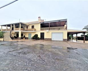 Vista exterior de Casa o xalet en venda en Lorca amb Aire condicionat, Terrassa i Piscina