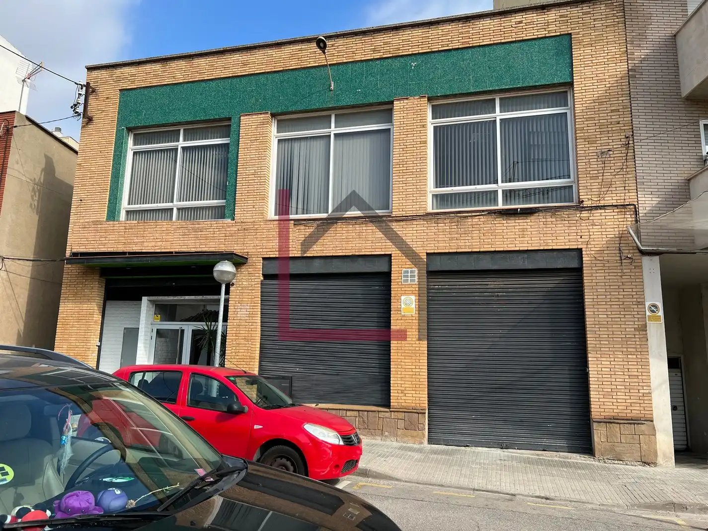 Vista exterior de Nave industrial en venta en Pallejà