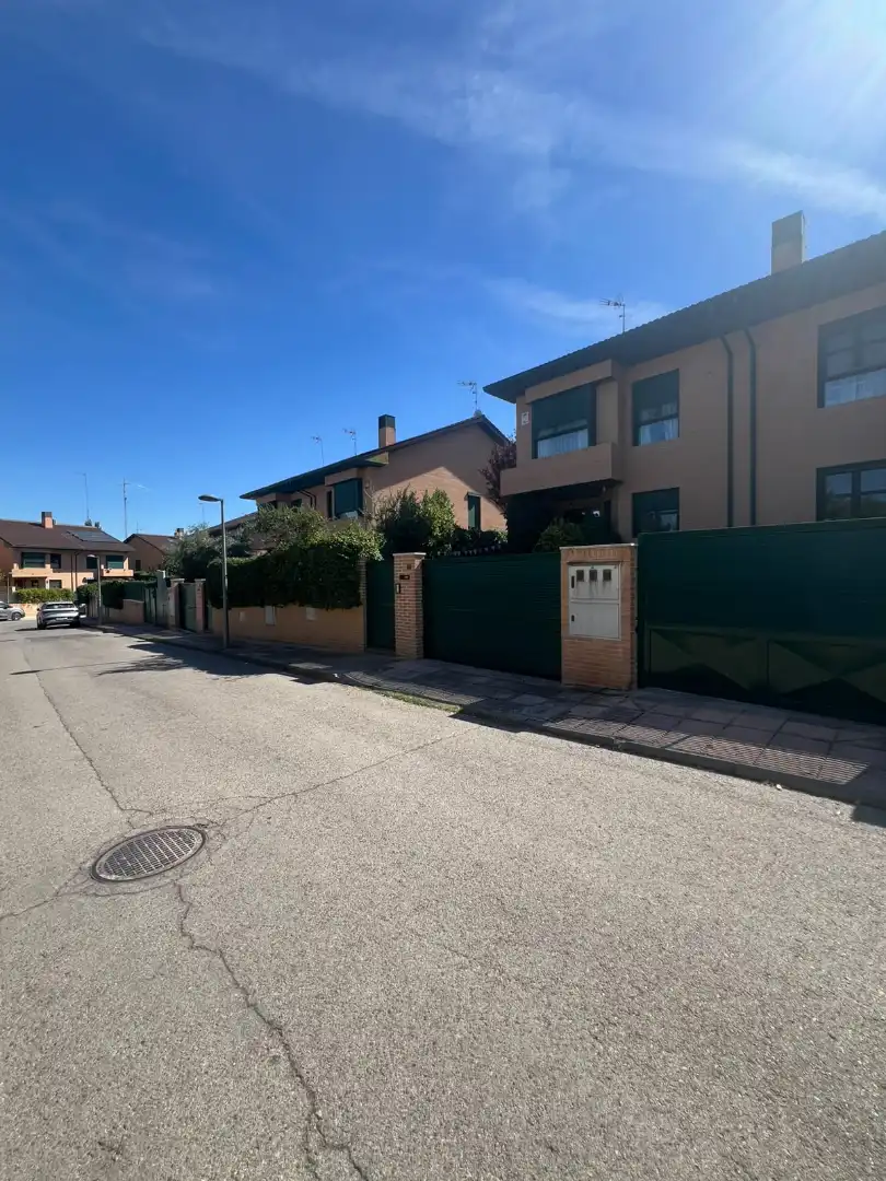 Casa adosada en venta en Foso - Moreras