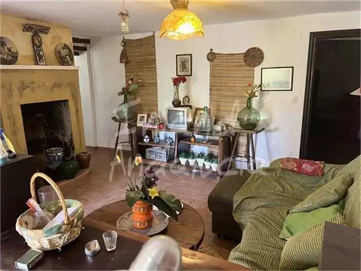 Living room of Country homes for sale in Castillo de Locubín  with Terrace, Storage room and Internet