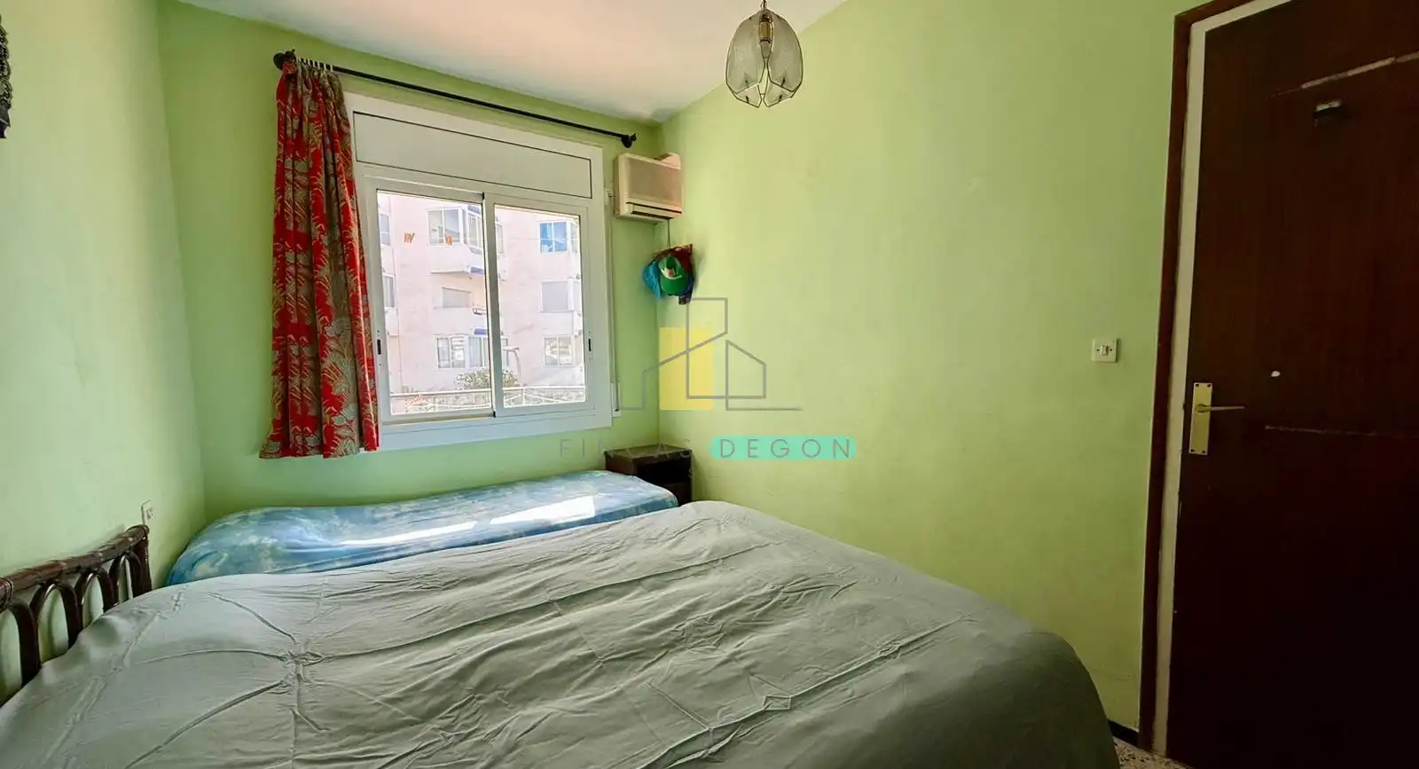 Habitación de Apartamento en venta en Roses con Calefacción, Horno y Microondas