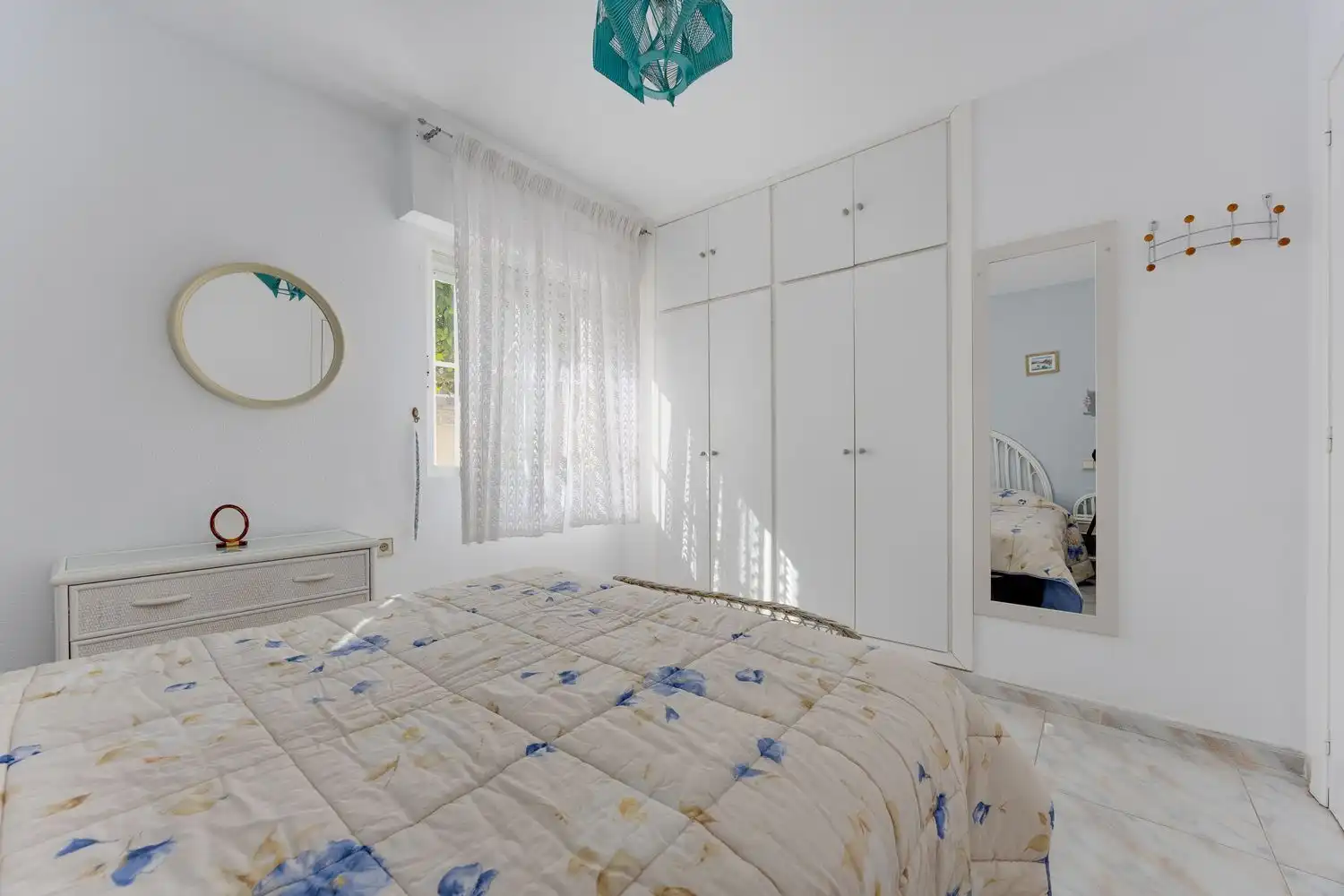 Dormitori de Casa adosada en venda en Torrevieja amb Terrassa, Moblat i Piscina comunitària