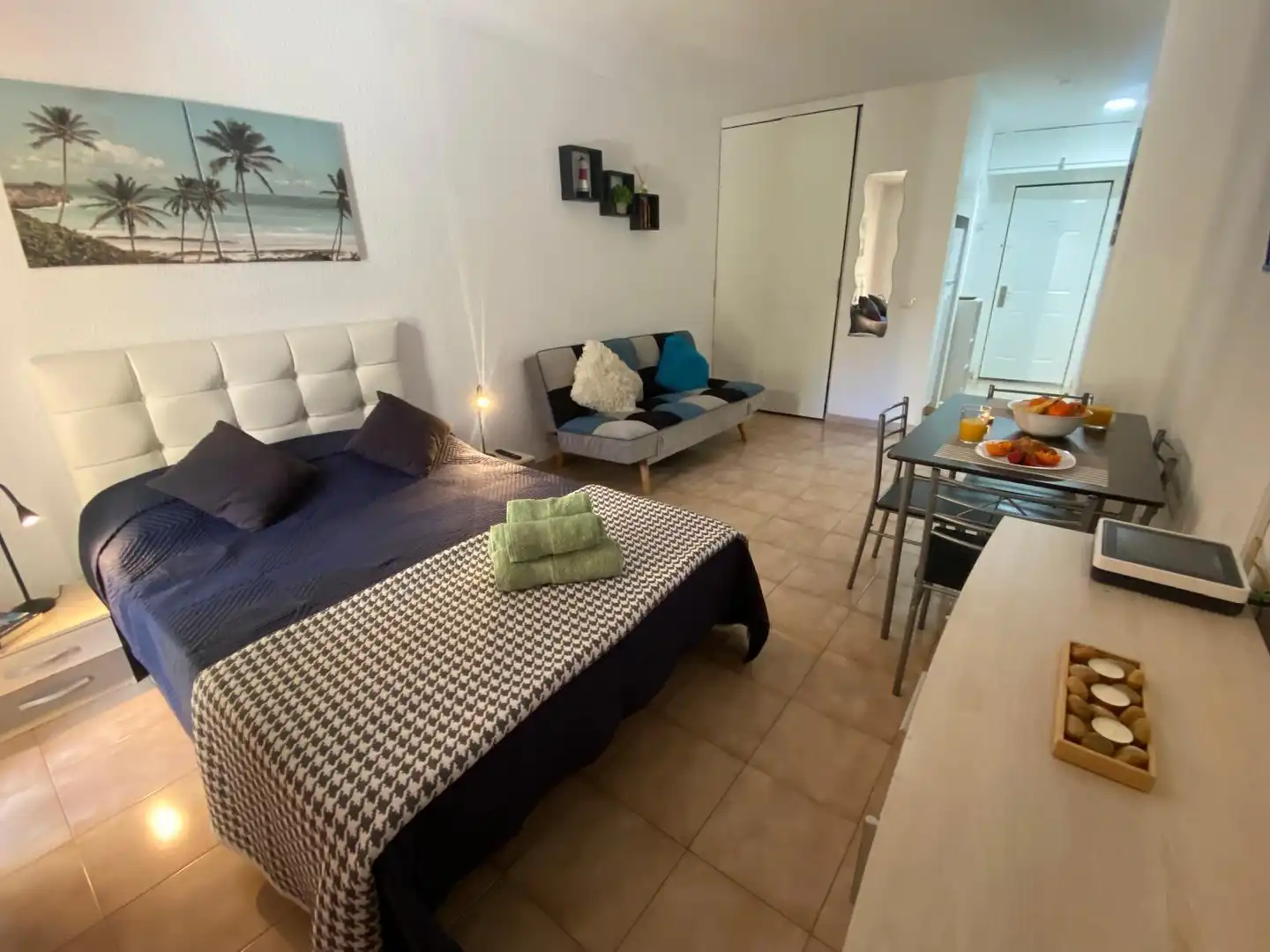Dormitori de Estudi de lloguer en Arona amb Jardí privat, Terrassa i Moblat