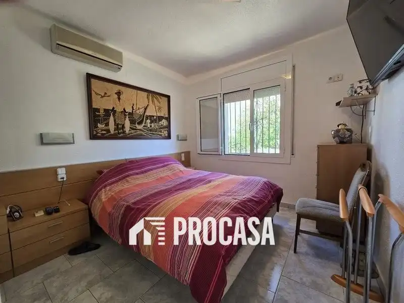 Villa con piscina in vendita a Pení, imagen 11