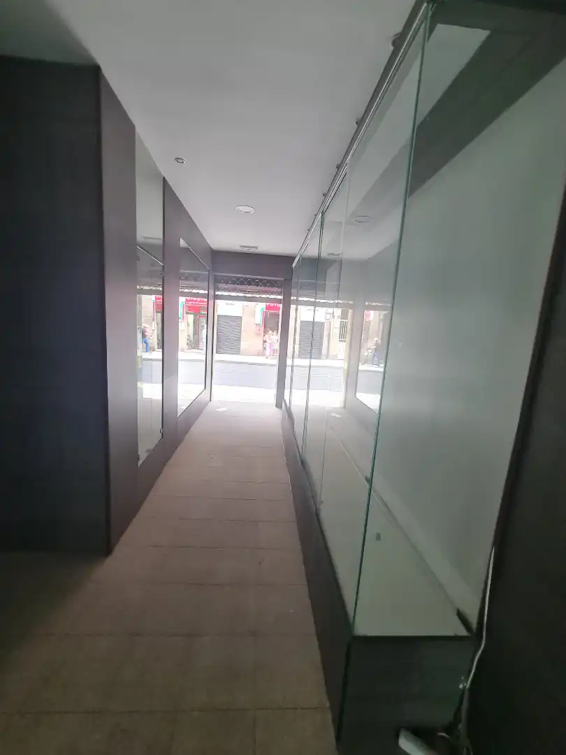 Local comercial en venta en Rúa Ervedelo 15, imagen 4