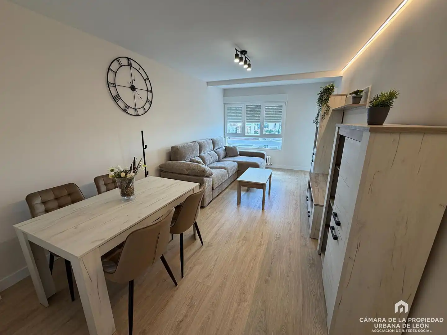 Wohnung zur Miete in ESLA, Pinilla