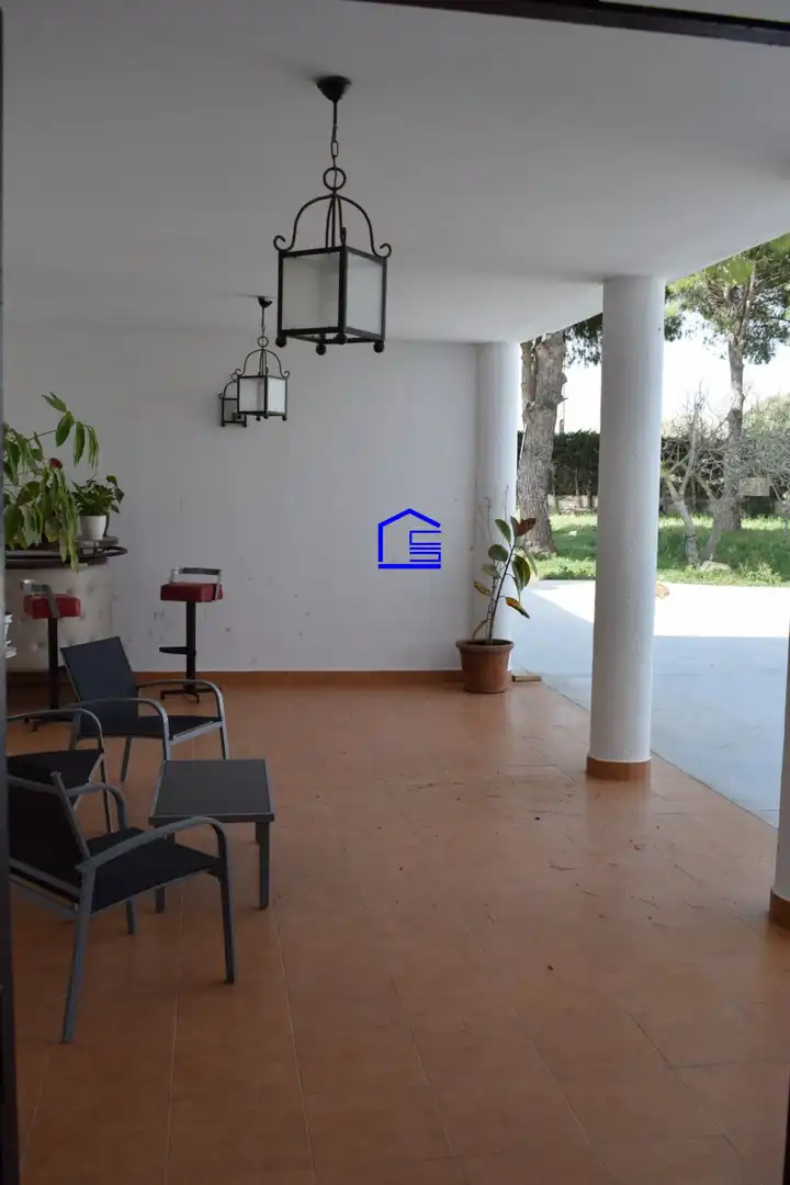 Country house zum Verkauf in Puerto Real mit Privatgarten, Terrasse und Abstellraum