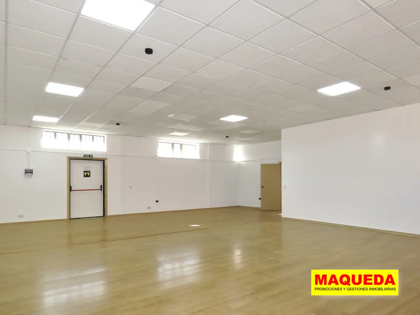 Nave industrial de alquiler en Leganés con Alarma